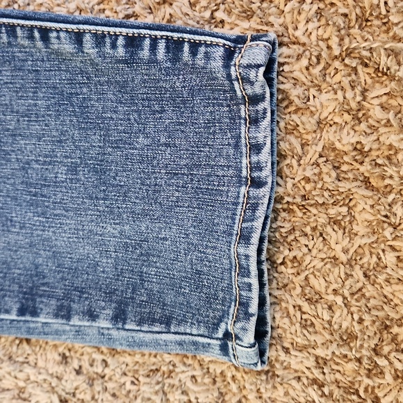 Time and Tru High Rise Skinny Jeans - Picture 2 of 6